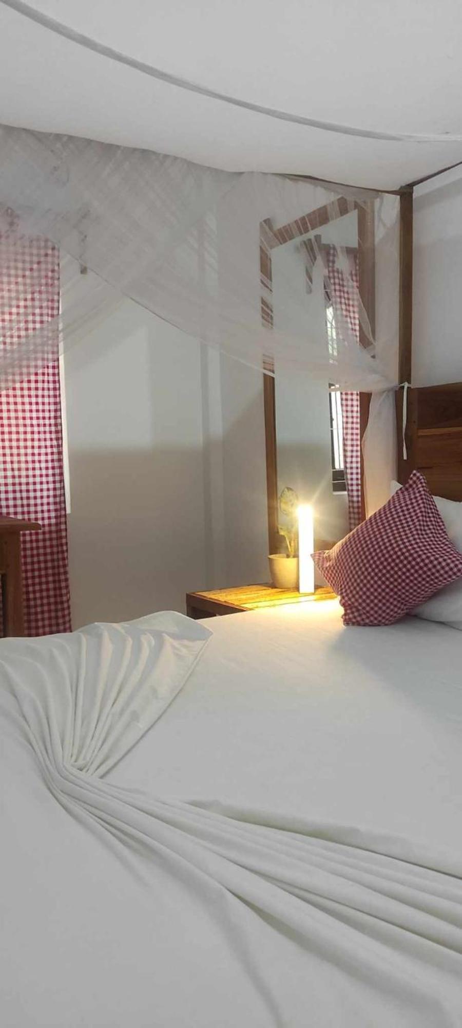 Swiss Kiss Beach Resort Uppuveli Eksteriør bilde