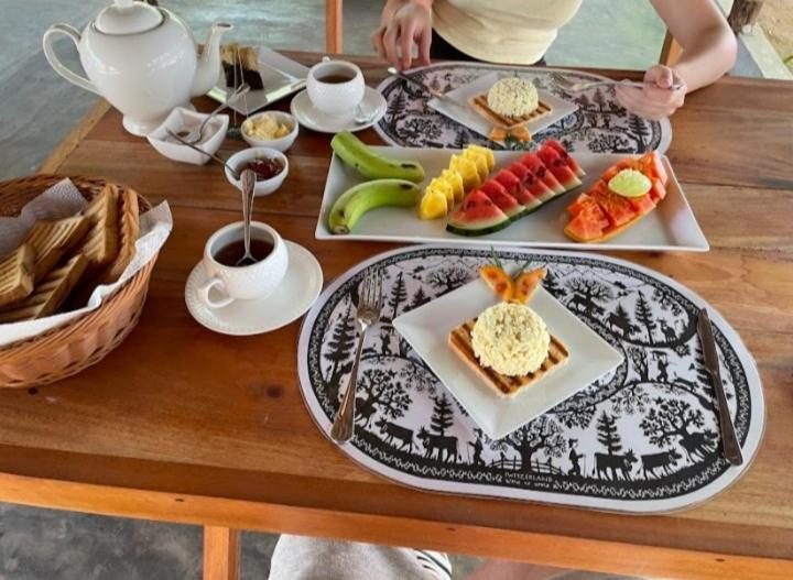 Swiss Kiss Beach Resort Uppuveli Eksteriør bilde
