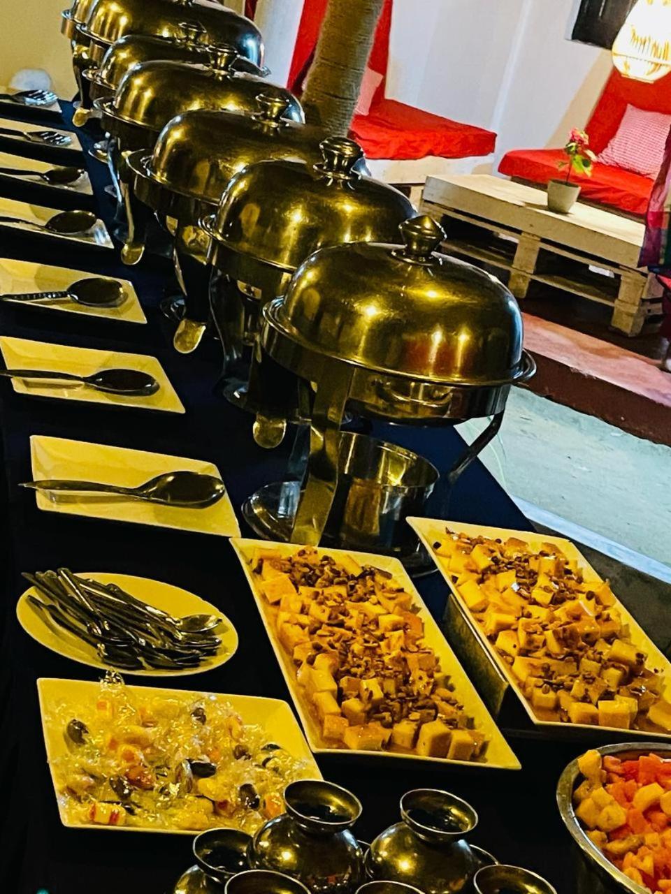 Swiss Kiss Beach Resort Uppuveli Eksteriør bilde