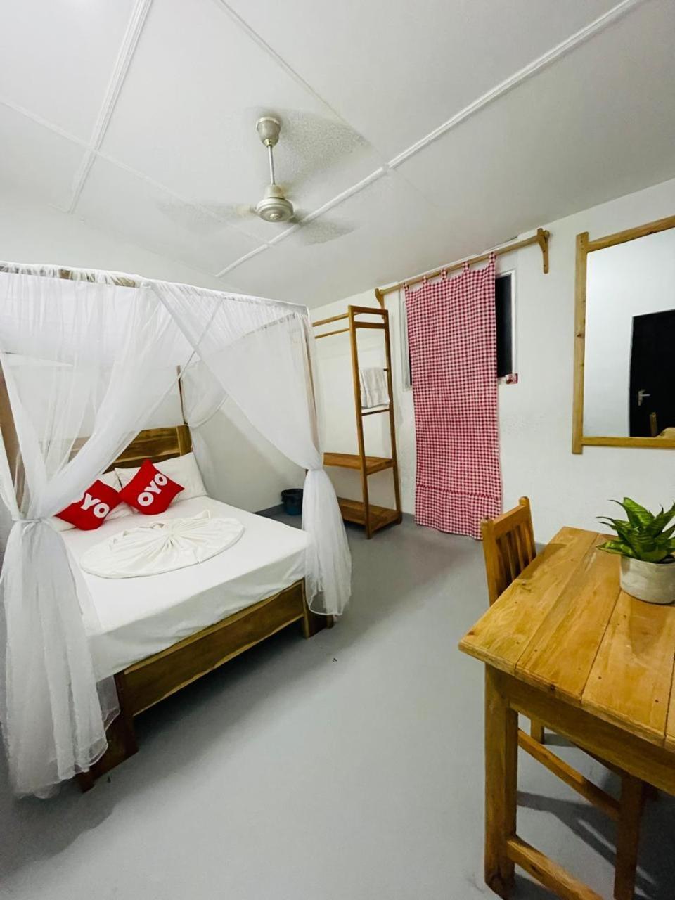 Swiss Kiss Beach Resort Uppuveli Eksteriør bilde