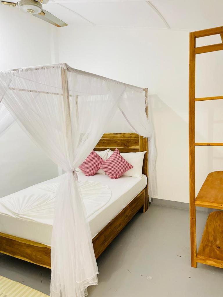 Swiss Kiss Beach Resort Uppuveli Eksteriør bilde