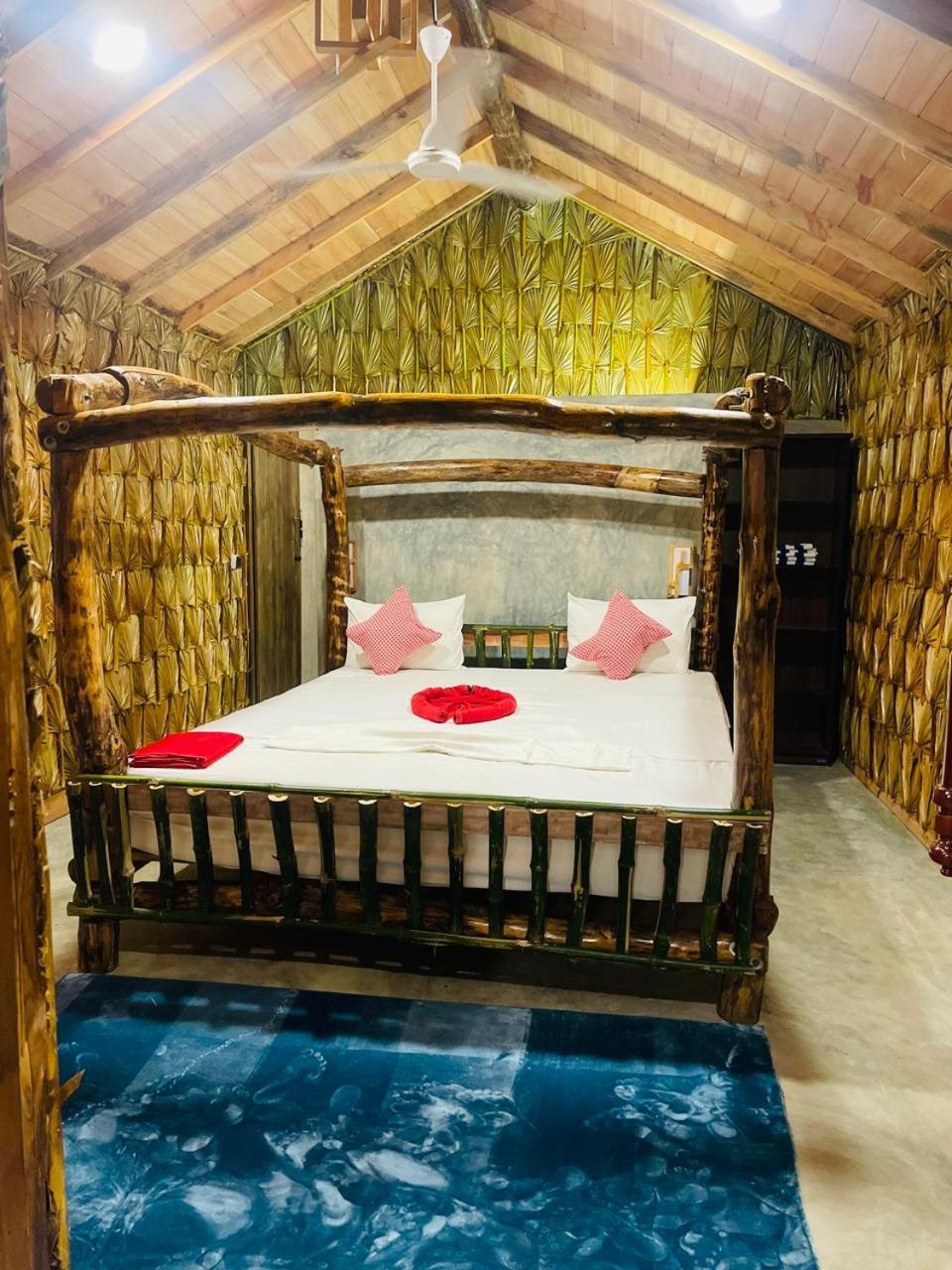 Swiss Kiss Beach Resort Uppuveli Eksteriør bilde