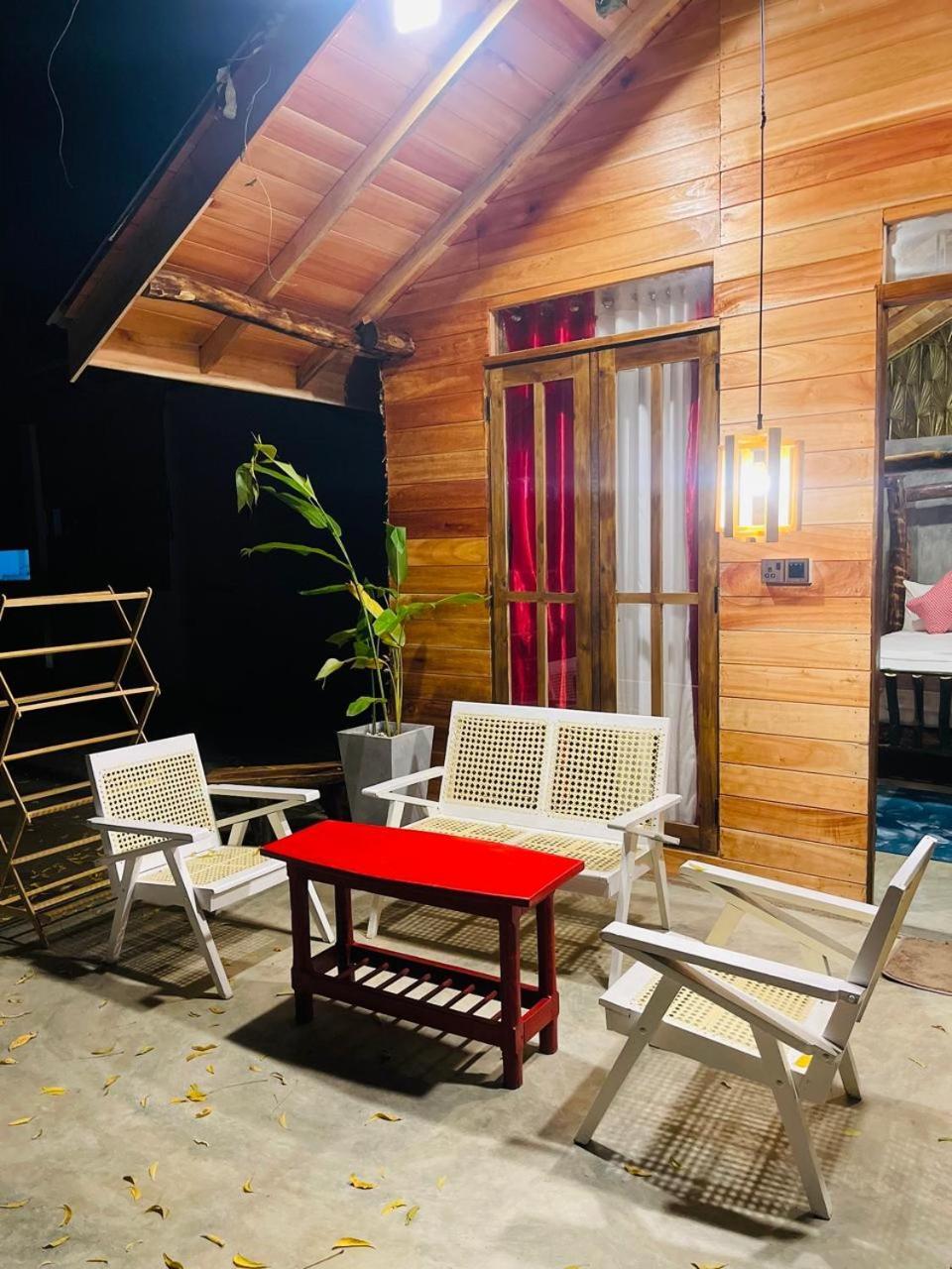 Swiss Kiss Beach Resort Uppuveli Eksteriør bilde