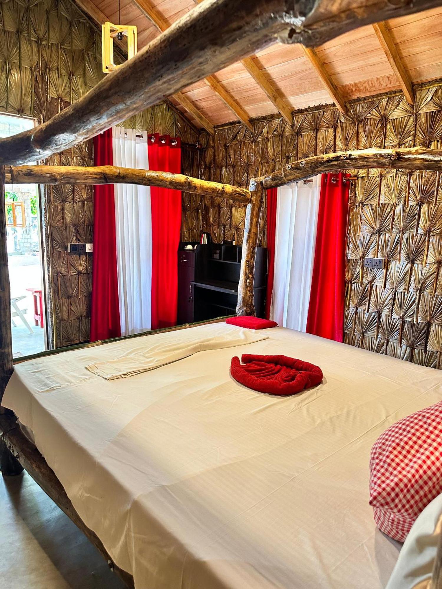 Swiss Kiss Beach Resort Uppuveli Eksteriør bilde